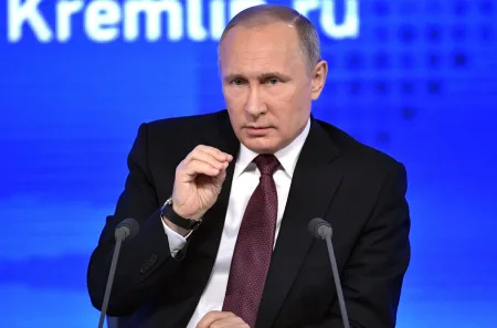 ПУТИН ВО ОФАНЗИВА: Русија создава голема организација!
