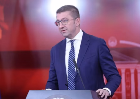 Мицкоски: Влашката зедница има значајна улога во градењето на Македонија